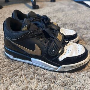Nike Kids Black and Gold Sneakers